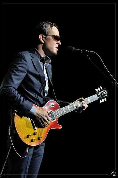 60527  Joe Bonamassa 10-06-2014 (Zz) (p).jpg